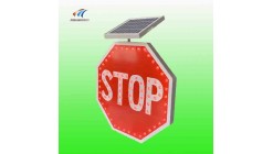 阳江太阳能停车让行警示牌 八角形交通标志厂家